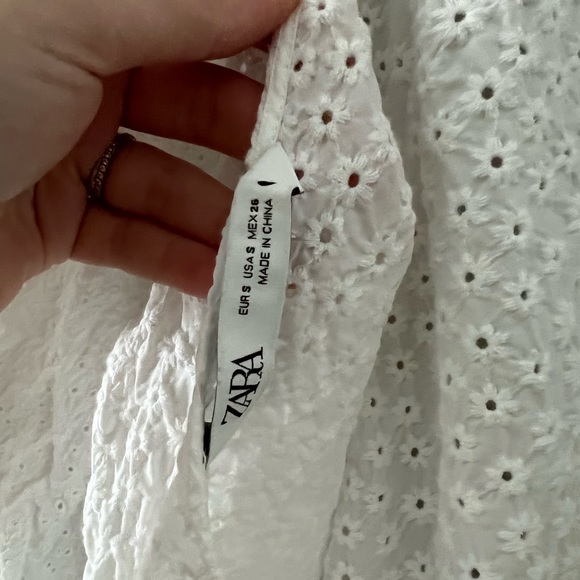 Zara open back puffy sleeve blouse - Picture 5 of 5